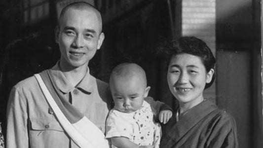 Mother's dressmaking shop in the ruins of war: Yohji Yamamoto (2)