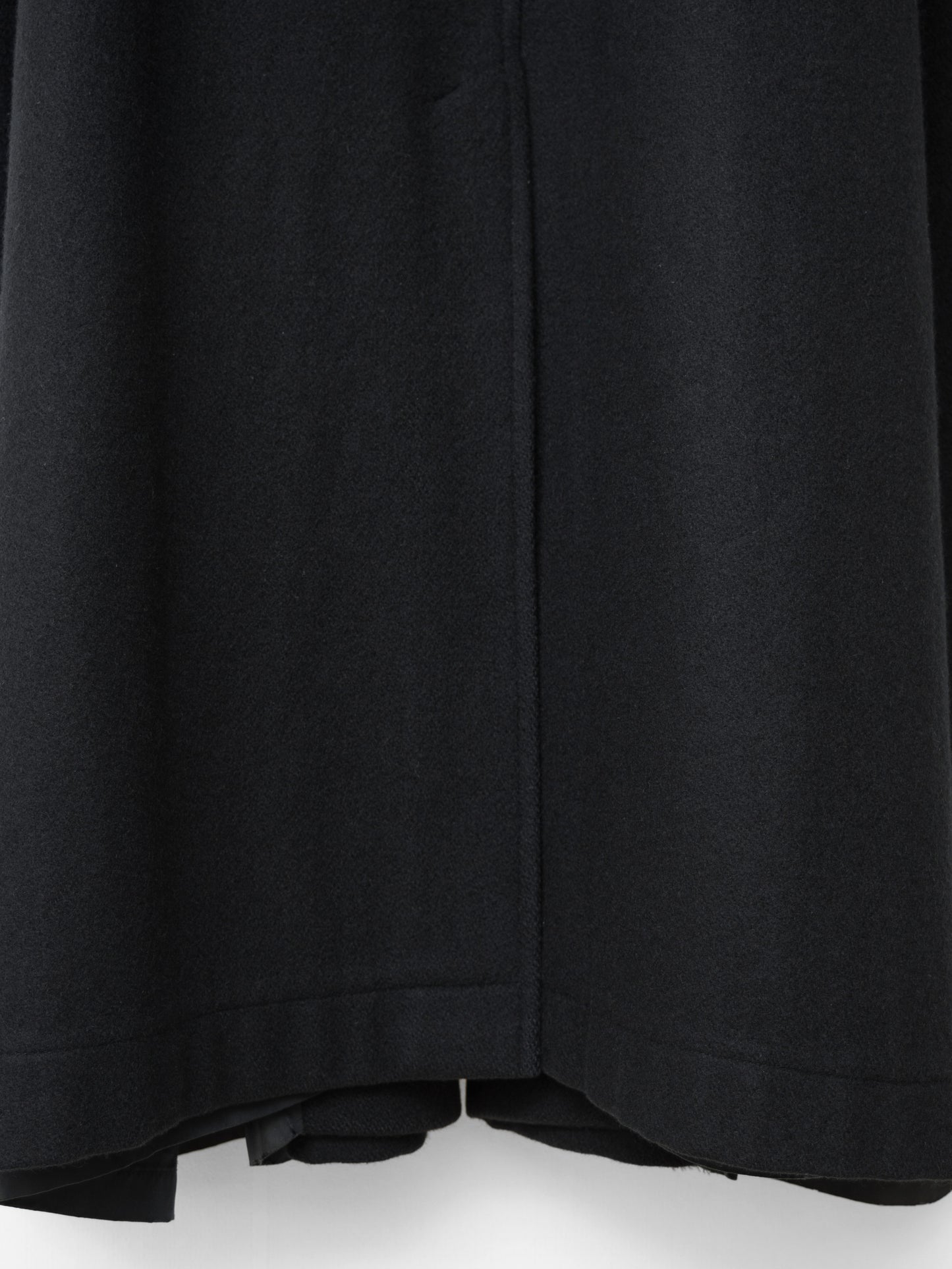 raglan mac coat black ∙ melton wool nylon ∙ medium