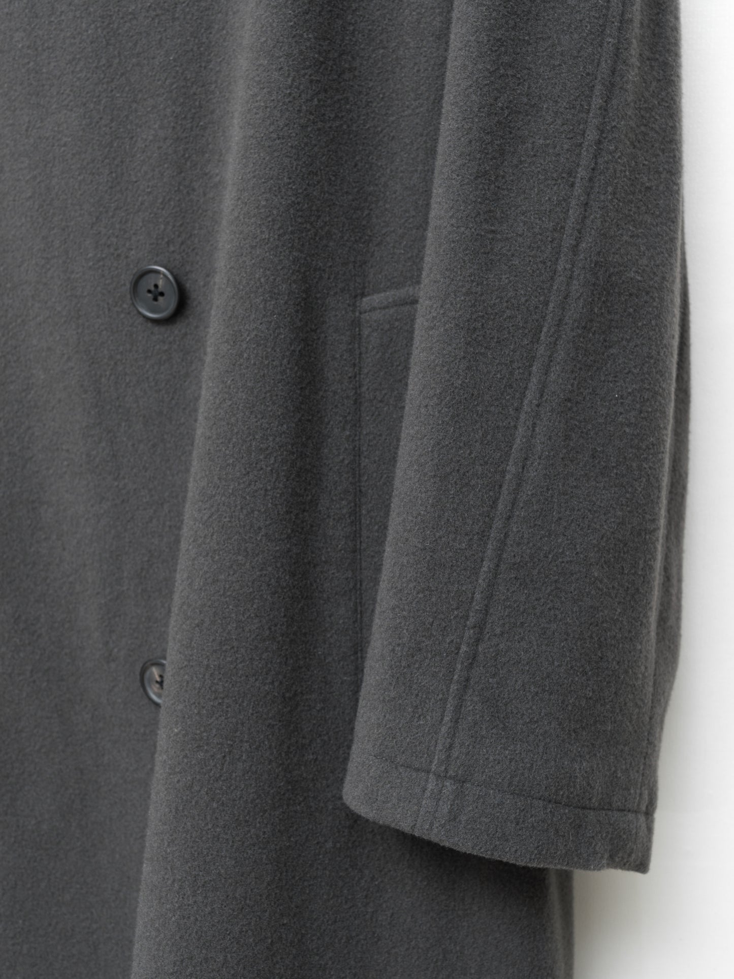 hooded tielocken coat pigeon grey ∙ melton wool nylon ∙ medium