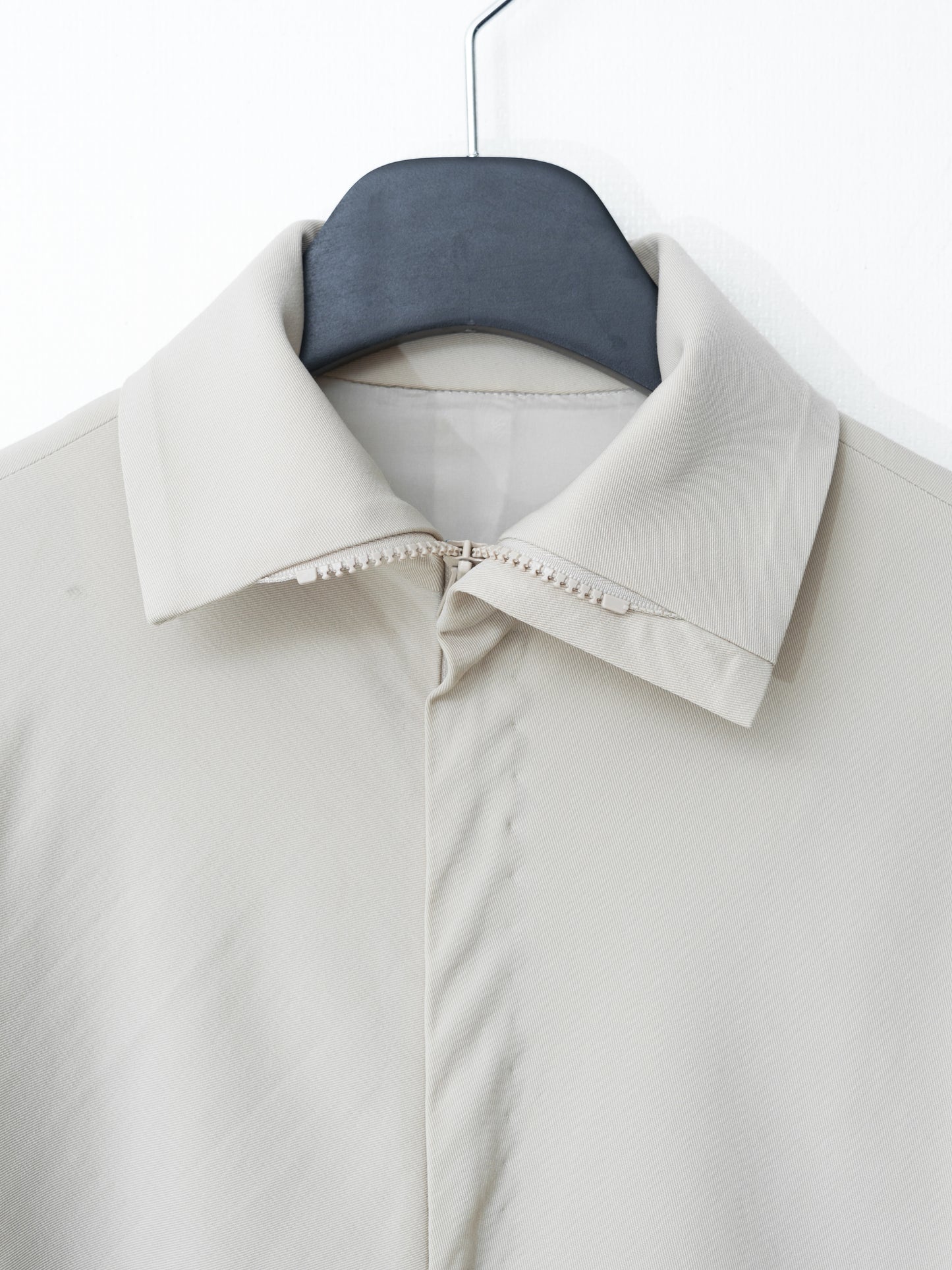 a/w 01 full zip front blouson bone ∙ wool ∙ xsmall