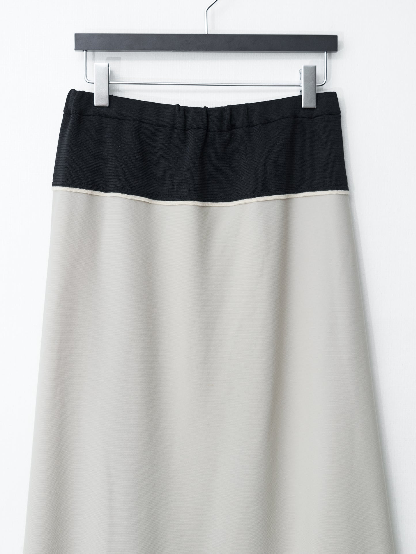 a/w 01 ribbed waist a-line skirt bone ∙ wool ∙ xsmall