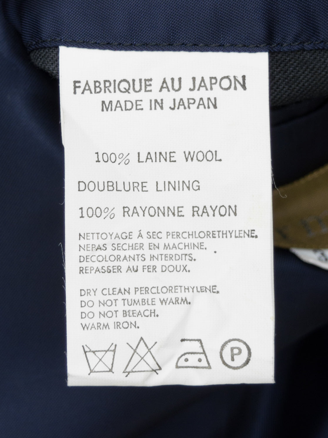 tailored jacket true navy ∙ wool gabardine ∙ medium