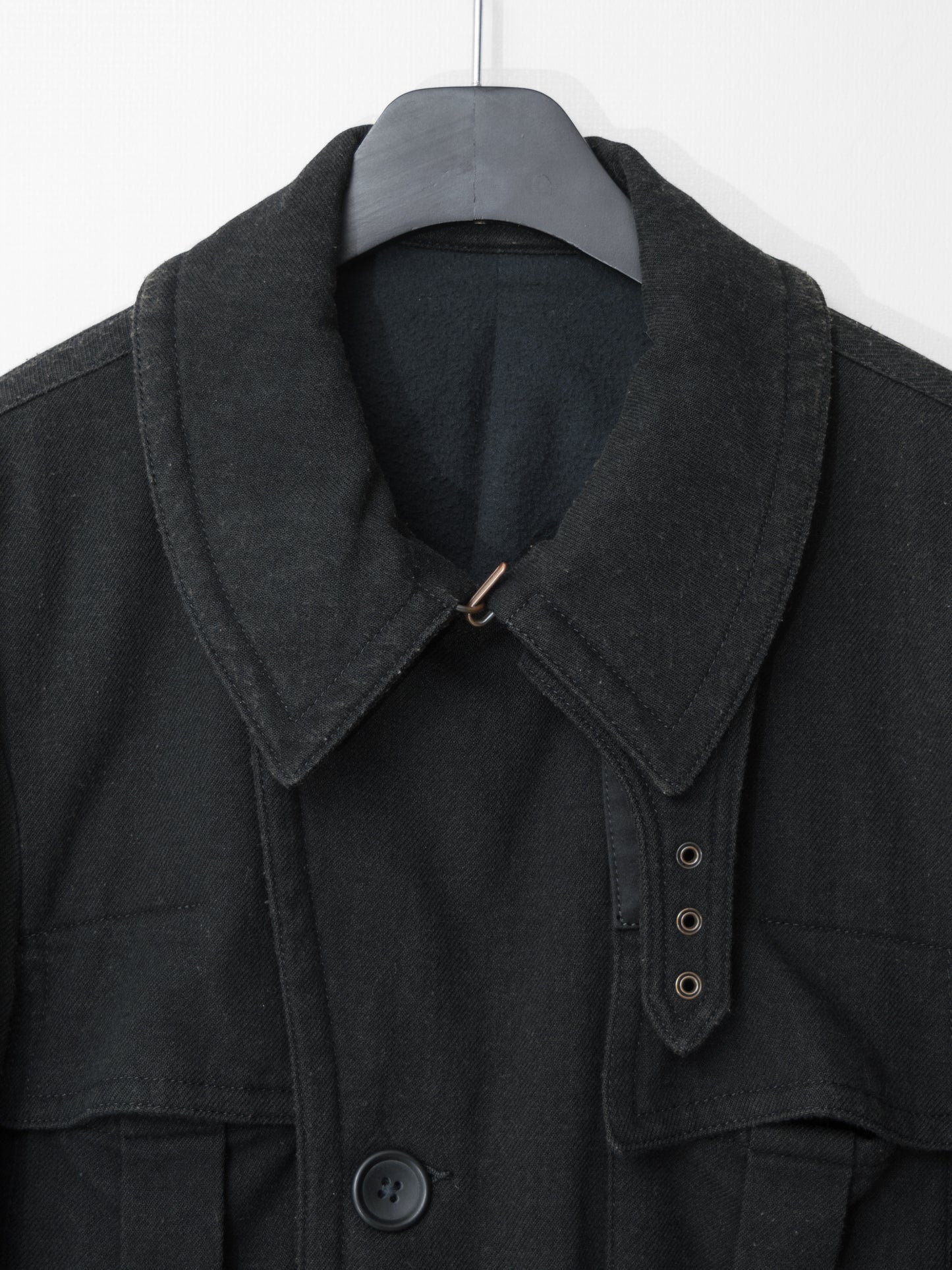 a/w 07 belted shooter coat black ∙ wool nylon ∙ xsmall