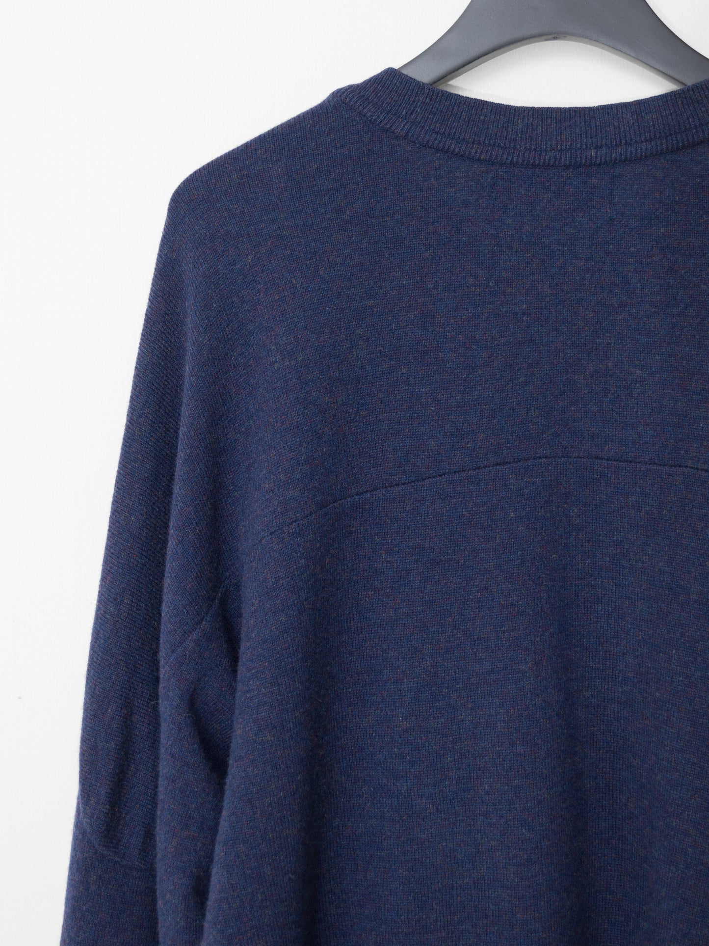 a/w 05 saddle shoulder knit pullover navy melange ∙ wool ∙ medium