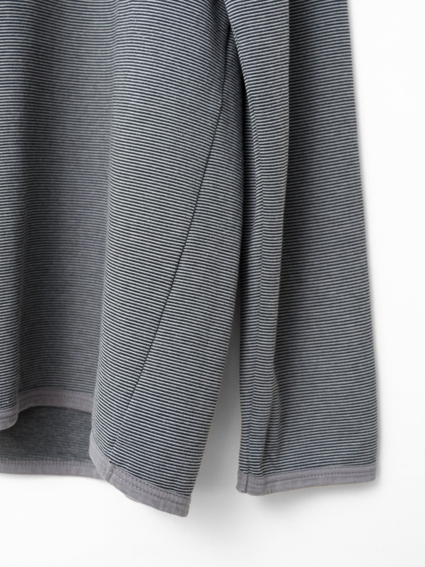 micro stripe longsleeve grey ∙ cotton poly ∙ one size