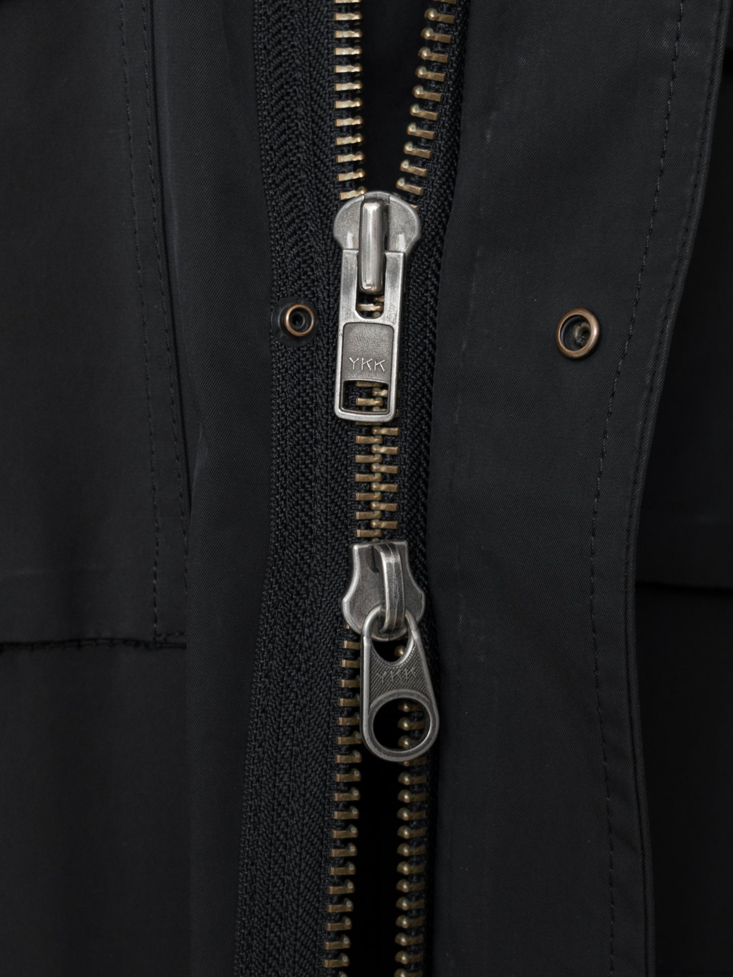 a/w 07 m-65 fishtail parka black ∙ poly nylon ∙ medium