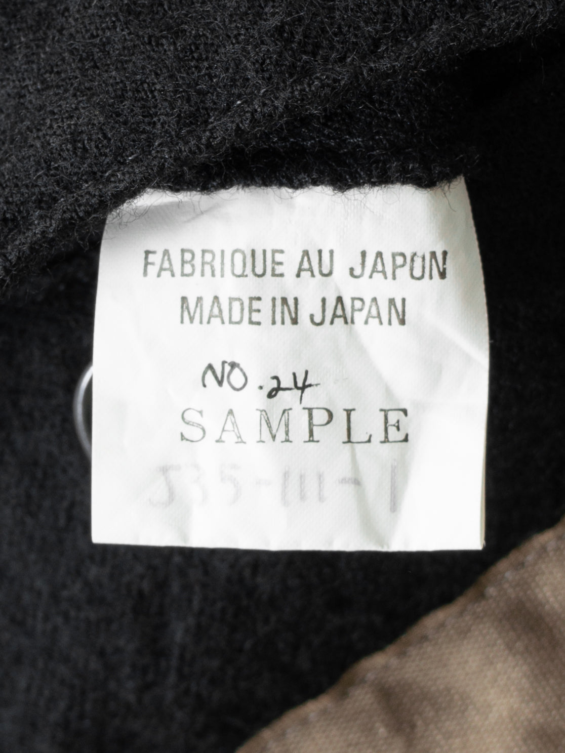 a/w 03 peak lapel tailored jacket black ∙ wool ∙ sample