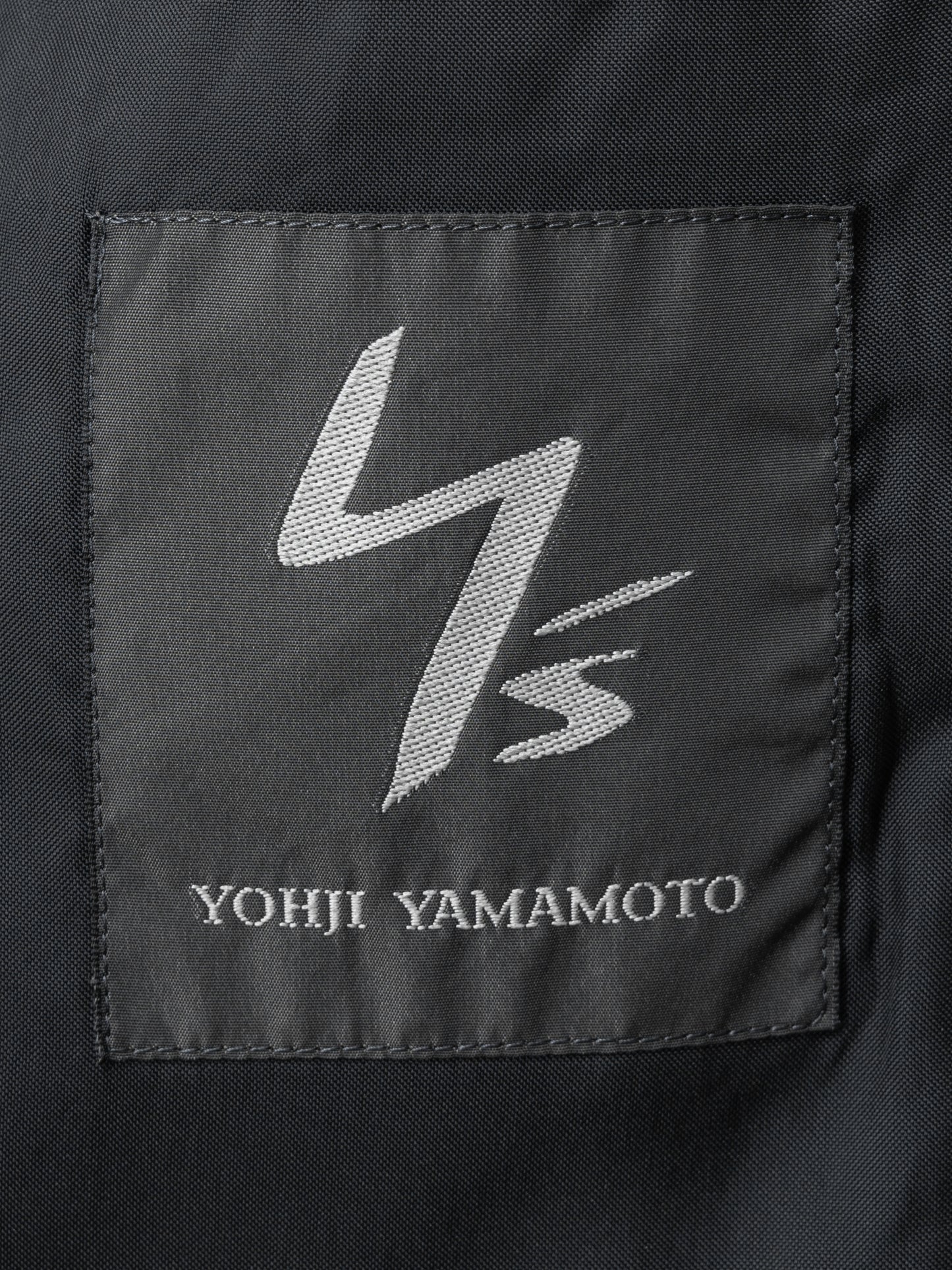 2b tailored jacket black ∙ wool gabardine ∙ small