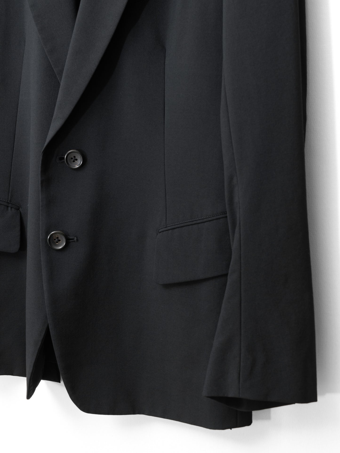 2b tailored jacket black ∙ wool gabardine ∙ small