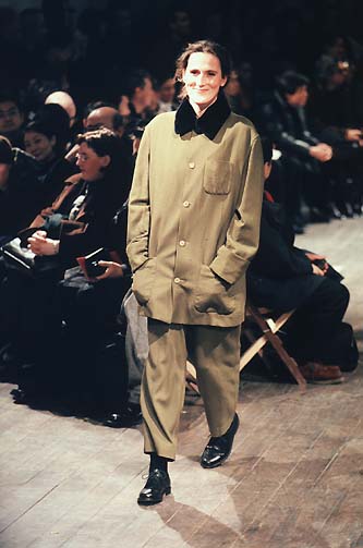 a/w 98 garment dyed mink collar half coat brown ∙ wool gabardine ∙ medium