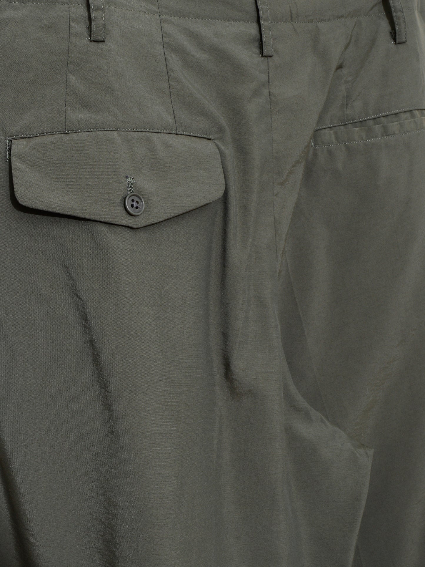 double pleat trousers olive ∙ rayon nylon ∙ small