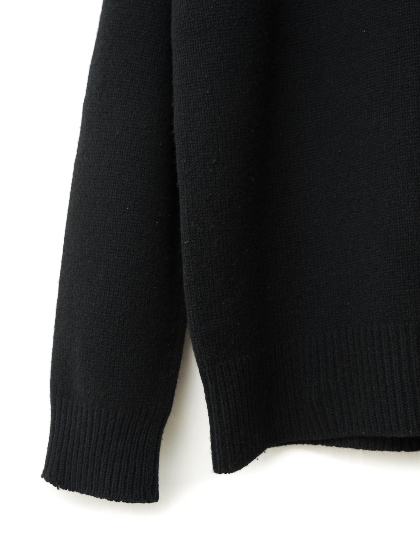 saddle shoulder sweater black ∙ wool ∙ medium