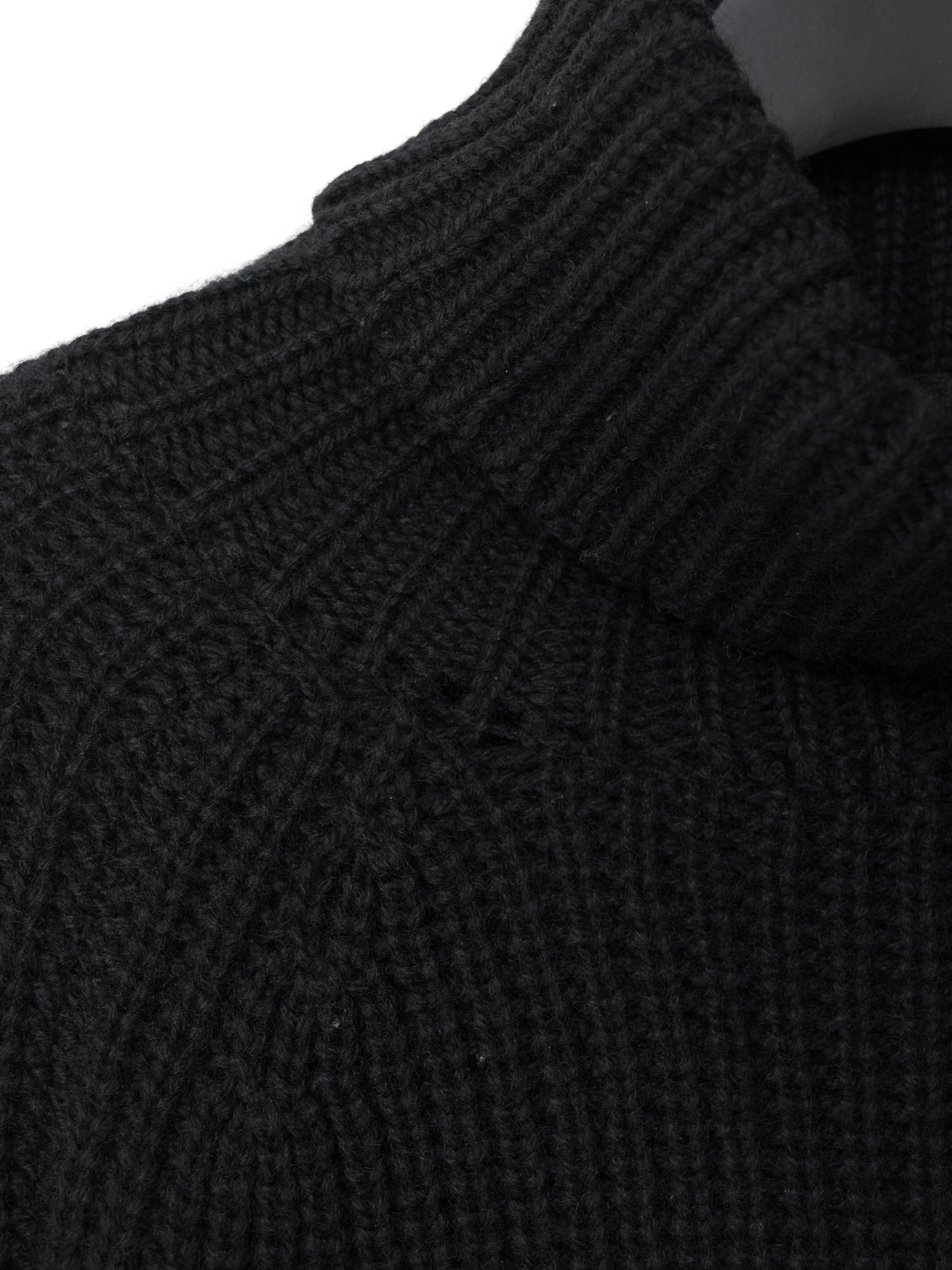 a/w 03 heavy funnelneck sweater black ∙ wool ∙ medium