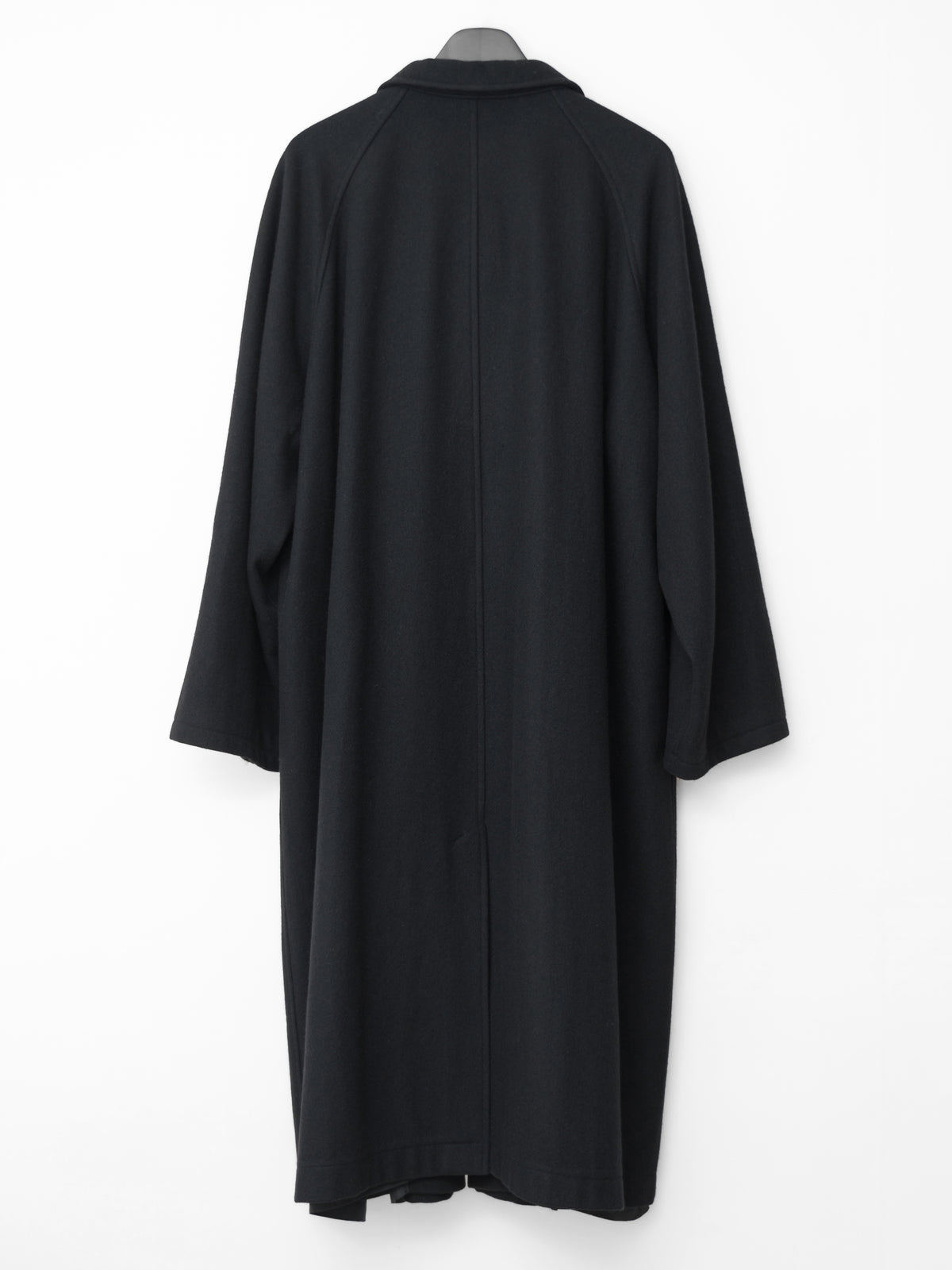Raglan Mac Coat Black