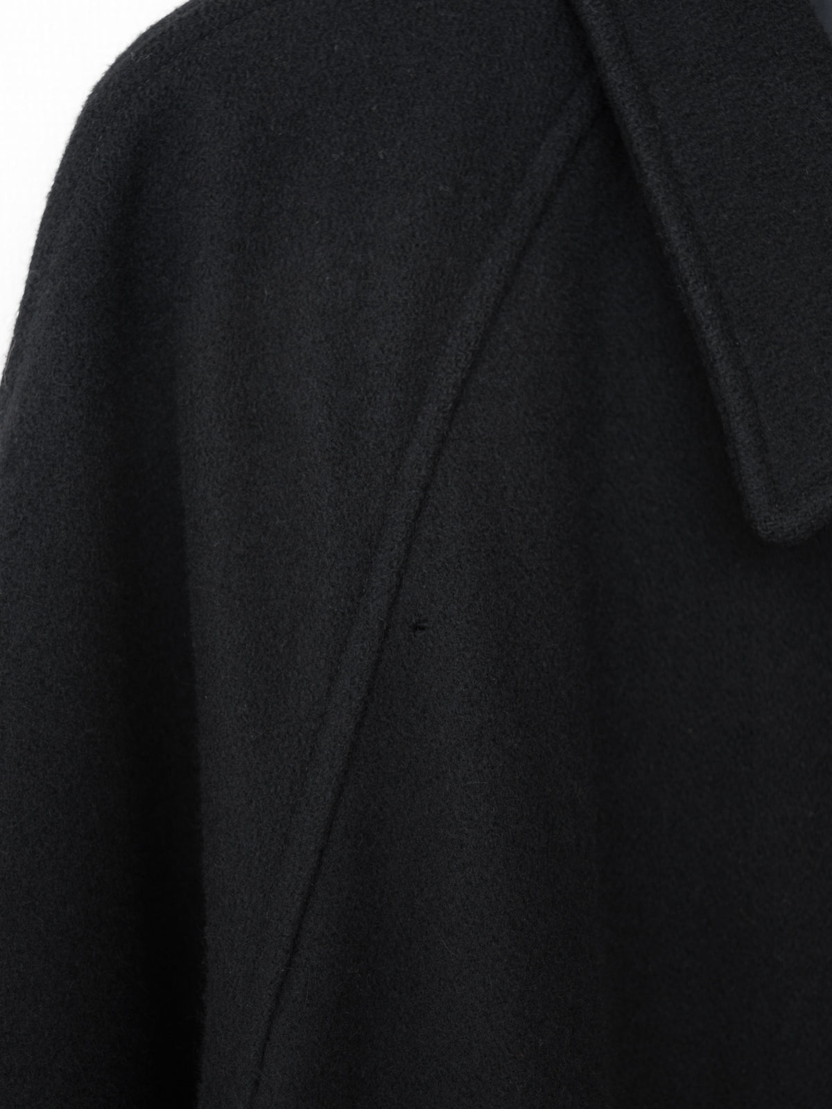 Raglan Mac Coat Black