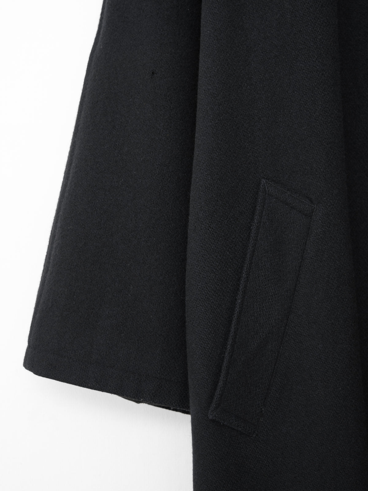 Raglan Mac Coat Black