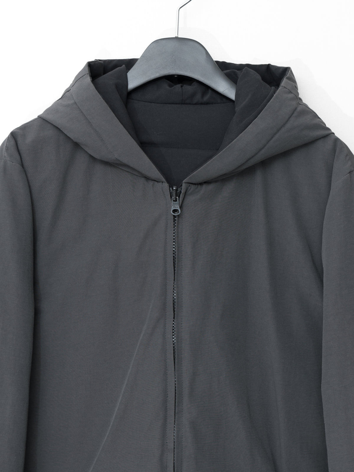 Reversible Hooded Down Jacket Carbon Black