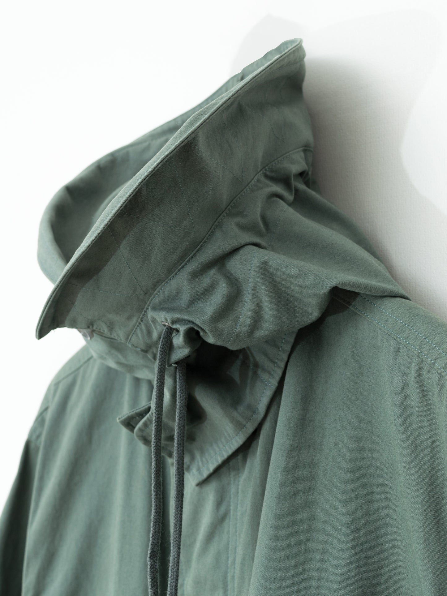 a/w 05 m-65 fishtail parka sage green ∙ poly cotton ∙ one size