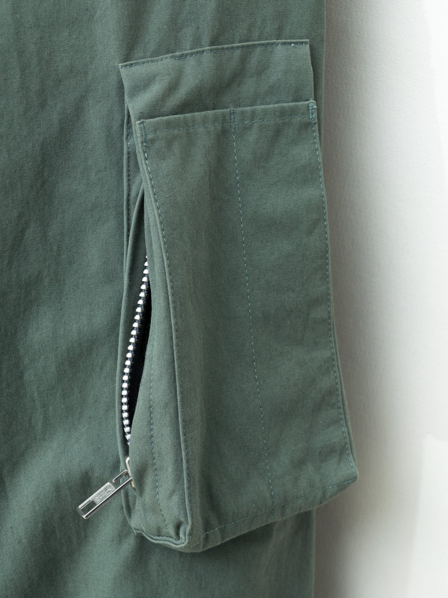 a/w 05 m-65 fishtail parka sage green ∙ poly cotton ∙ one size