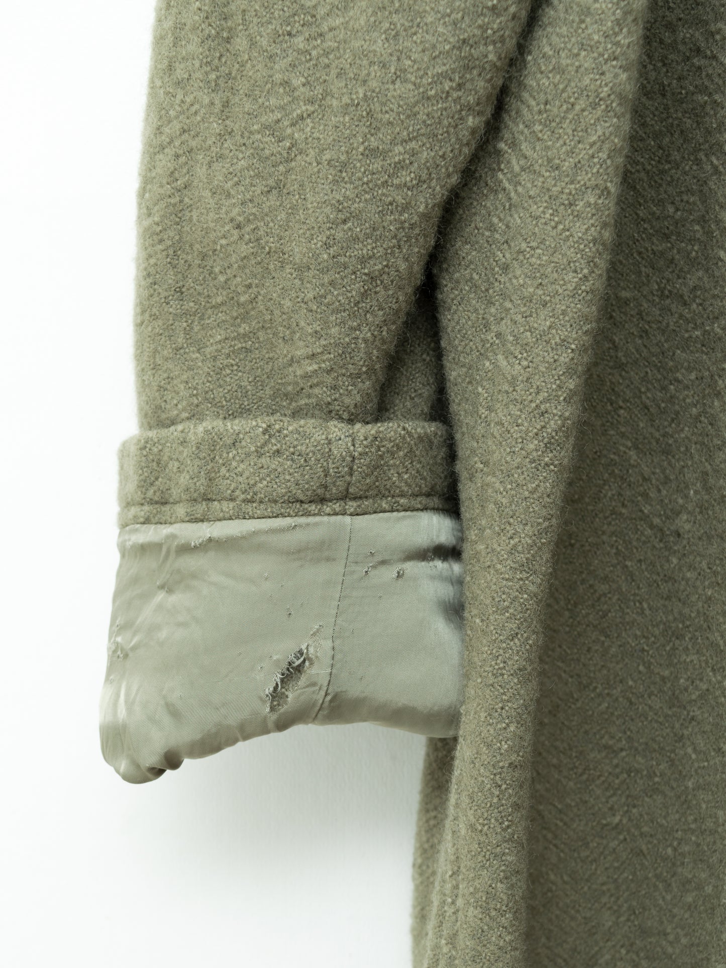 heavy 4 button coat dry moss ∙ wool ∙ one size