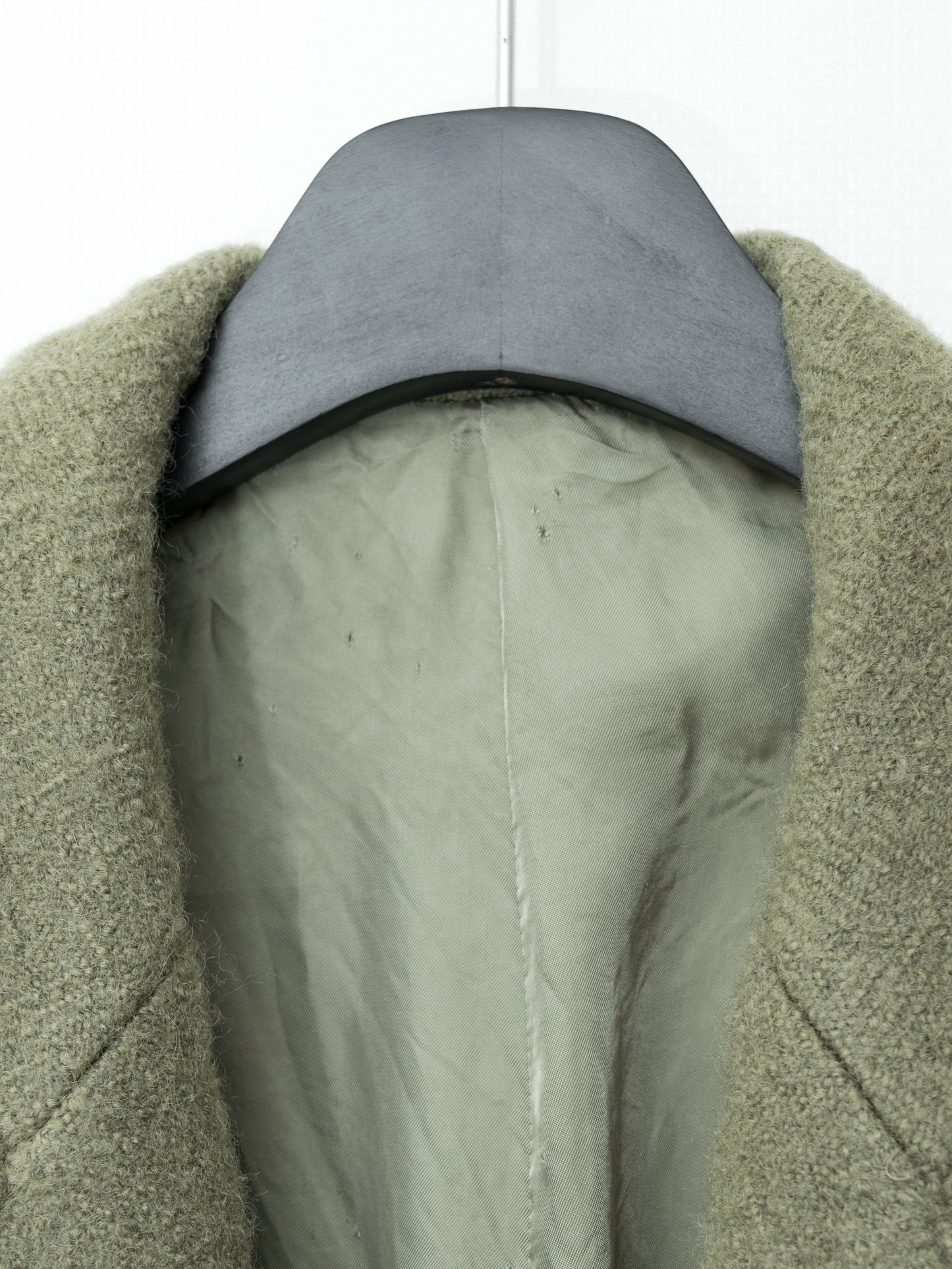 heavy 4 button coat dry moss ∙ wool ∙ one size