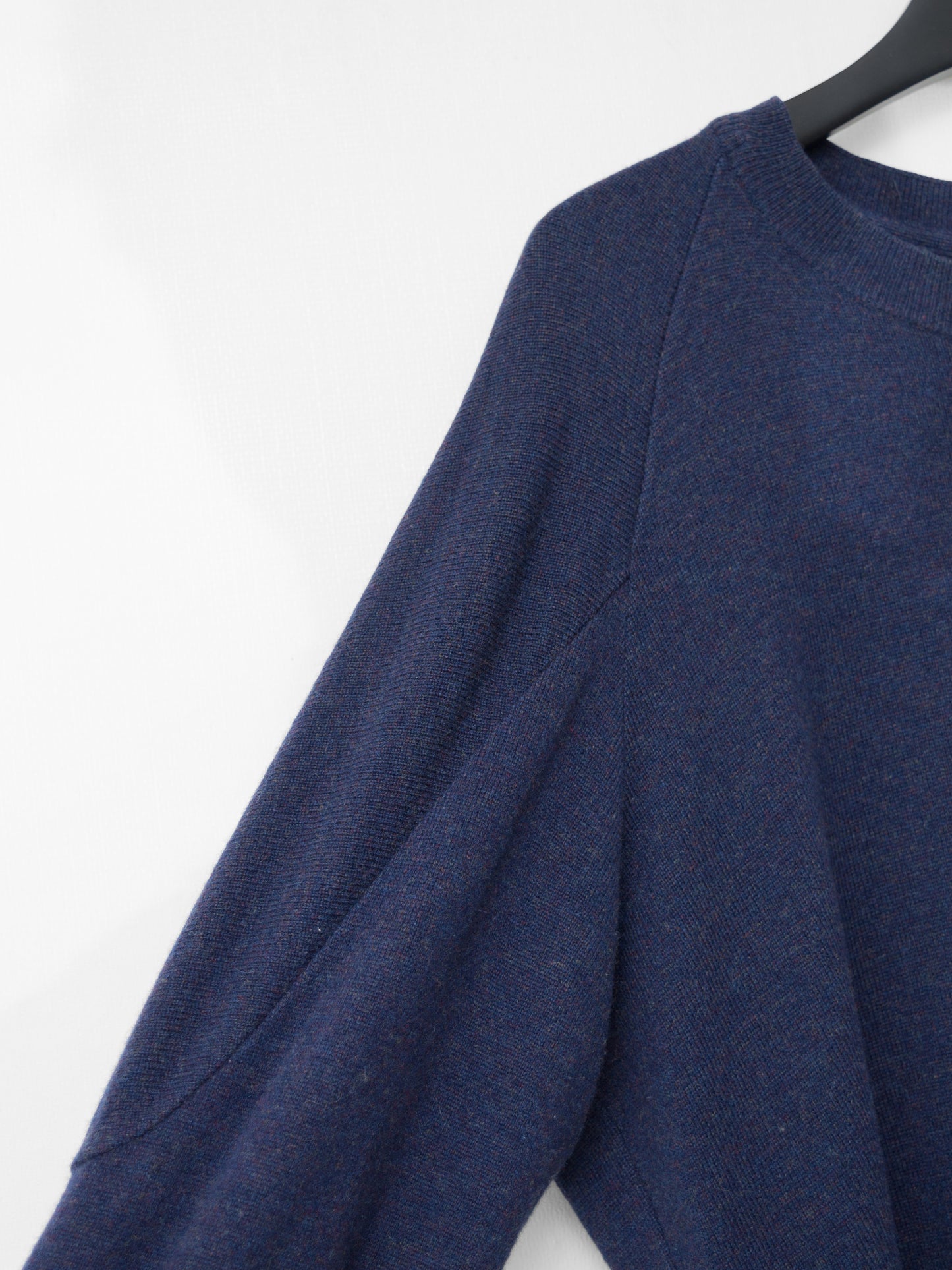 a/w 05 saddle shoulder knit pullover navy melange ∙ wool ∙ medium