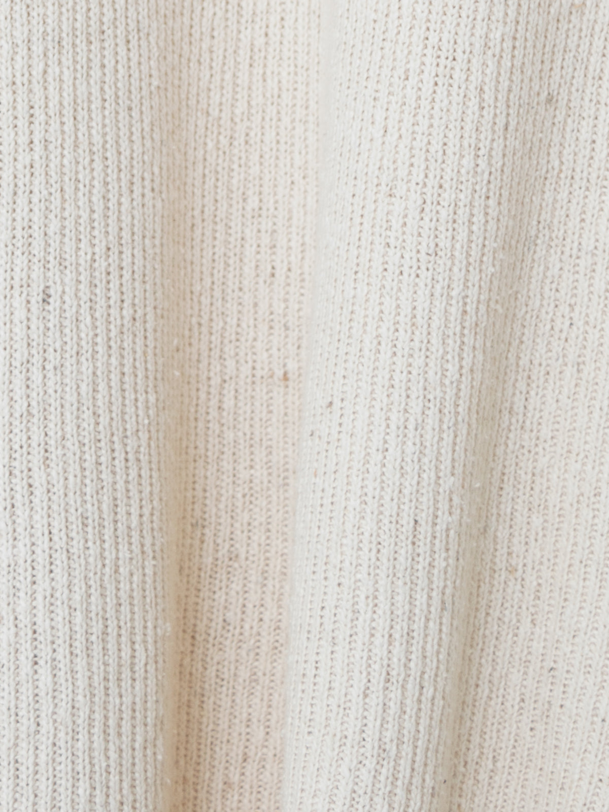 Relaxed Singlet Ivory