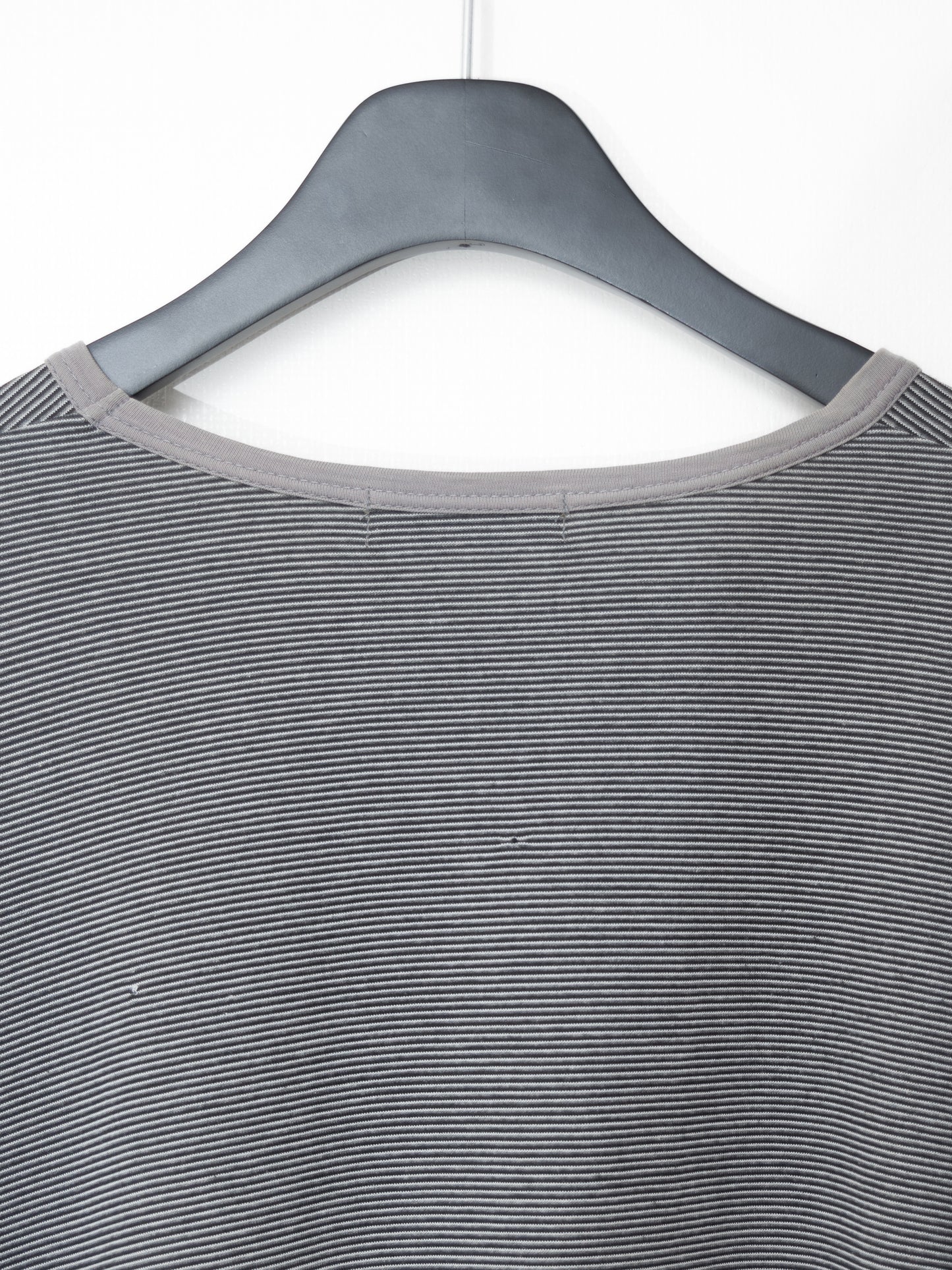 micro stripe longsleeve grey ∙ cotton poly ∙ one size