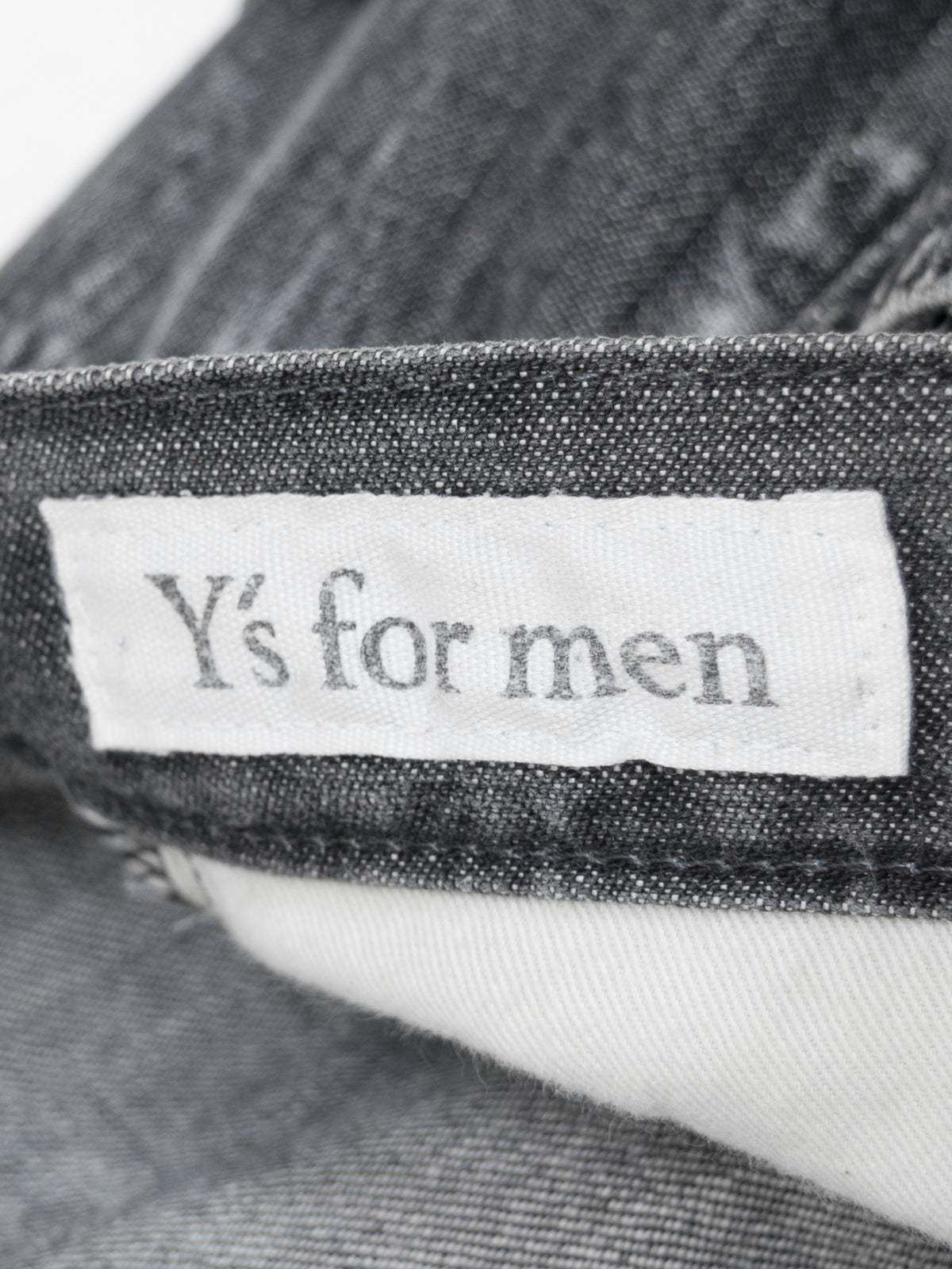 S/S 04 Spotted Horse Jeans Magic Wash