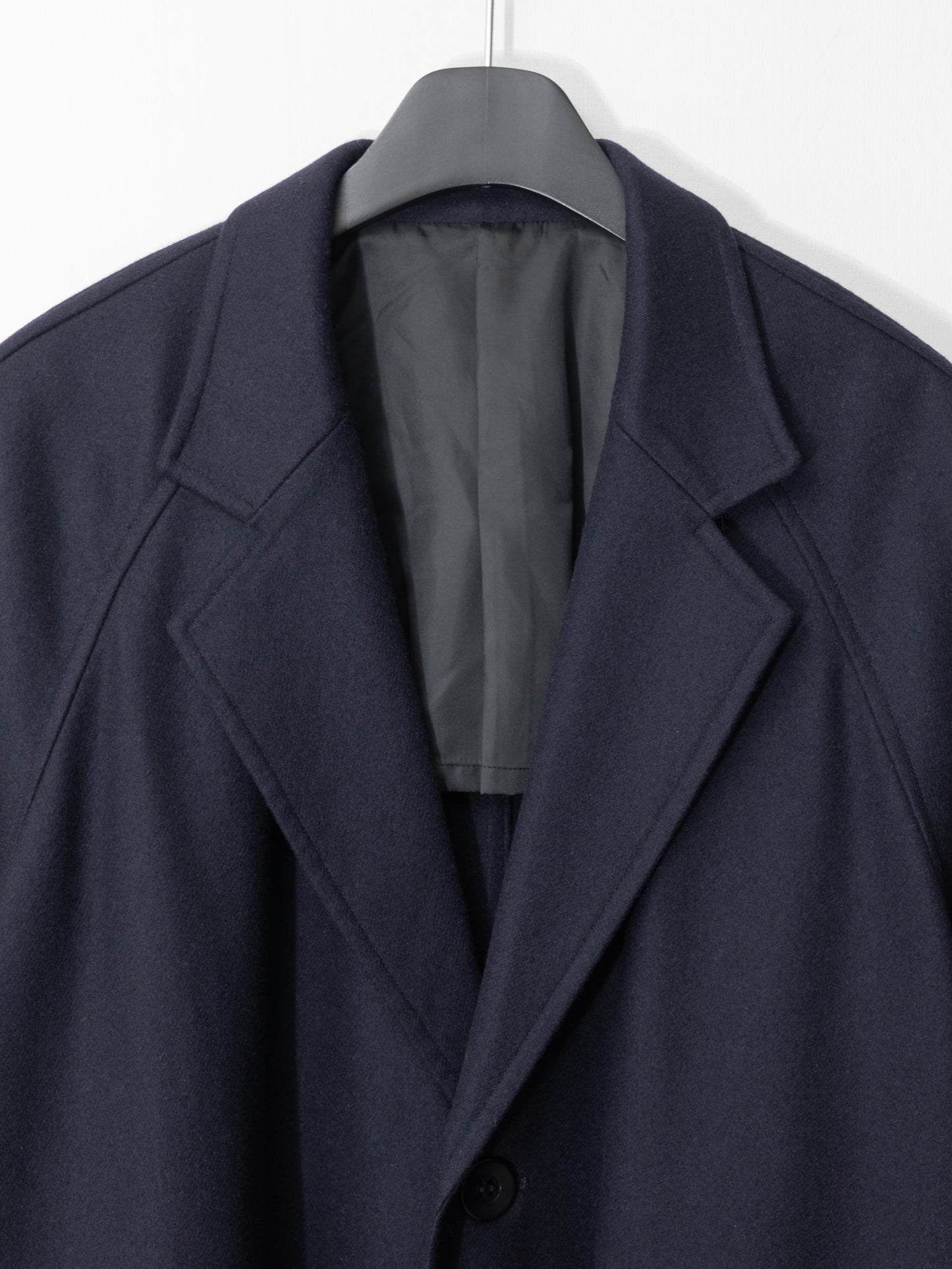 raglan sleeve coat navy ∙ melton wool nylon ∙ one size