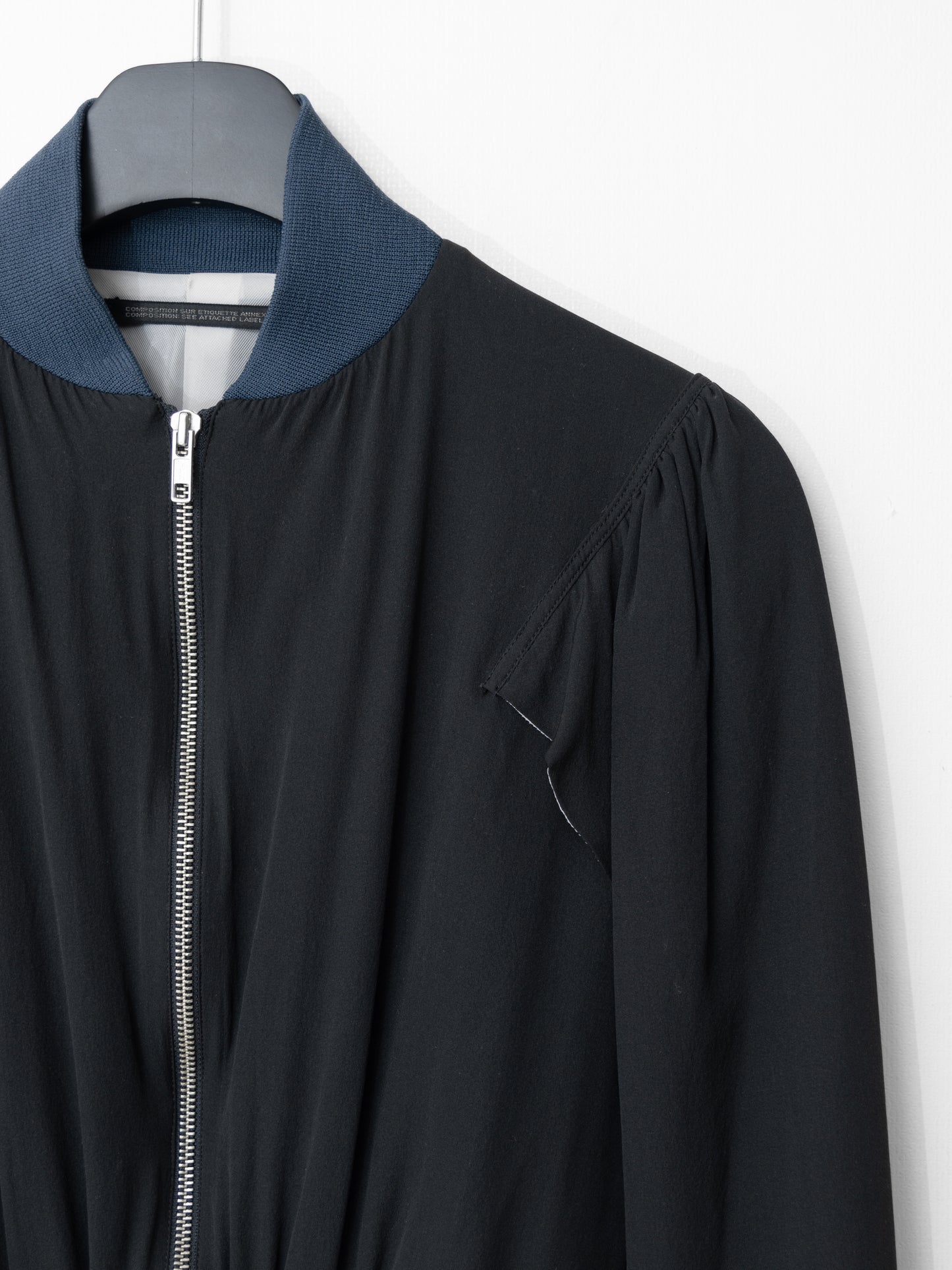 s/s 02 zip front blouson ∙ silk ∙ small