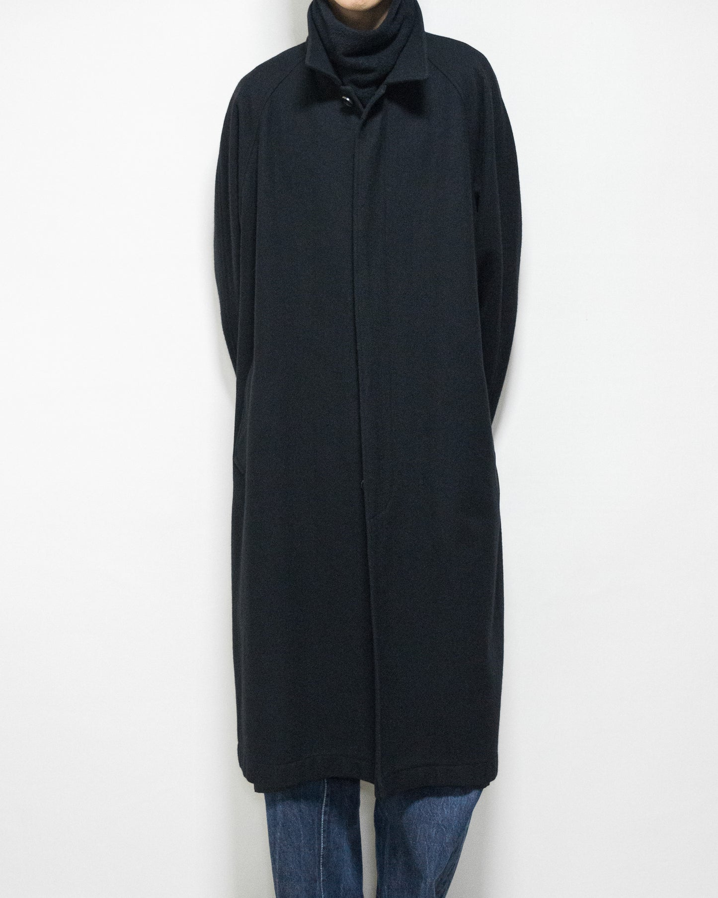 raglan mac coat black