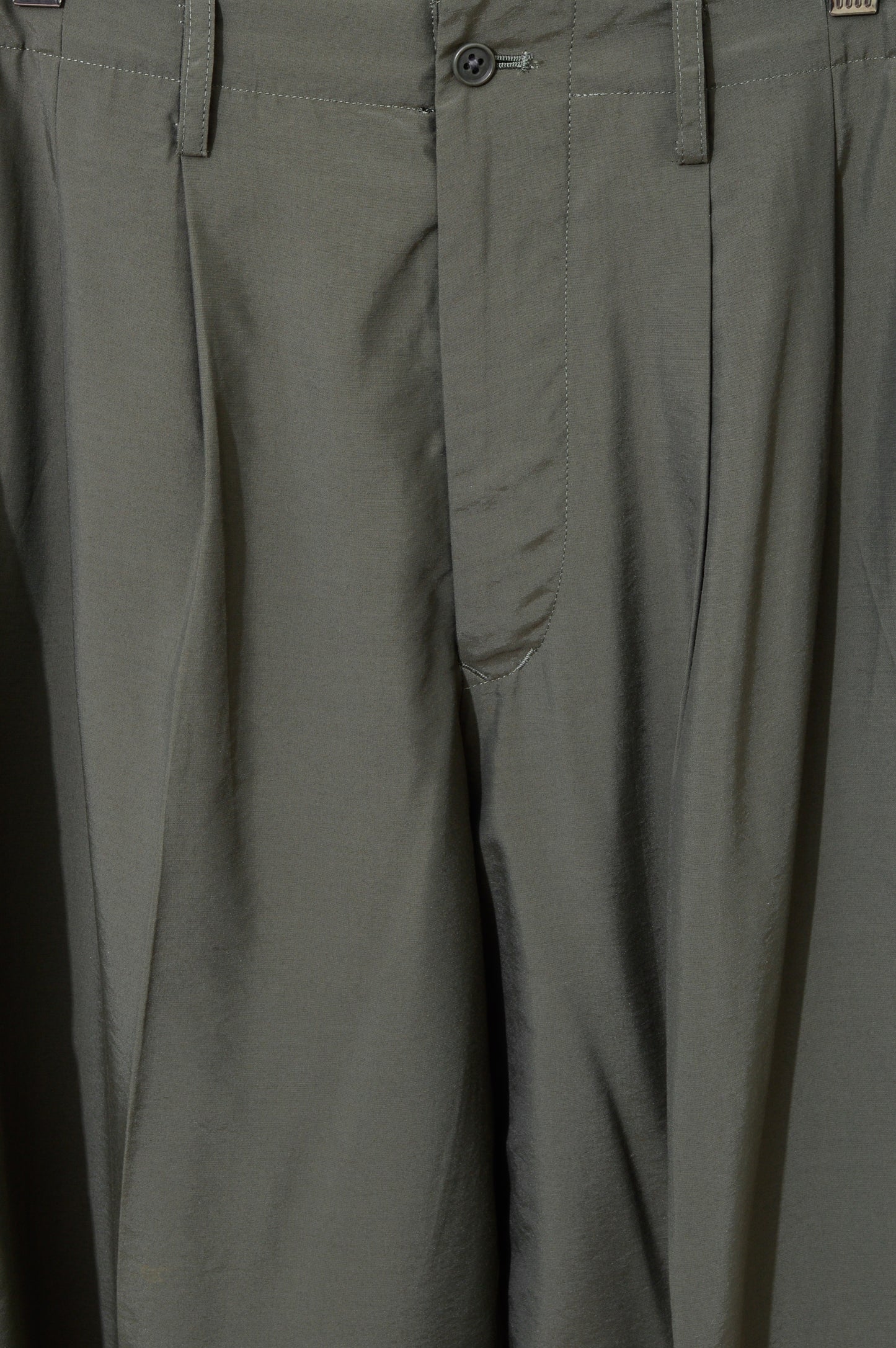 double pleat trousers olive ∙ rayon nylon ∙ small